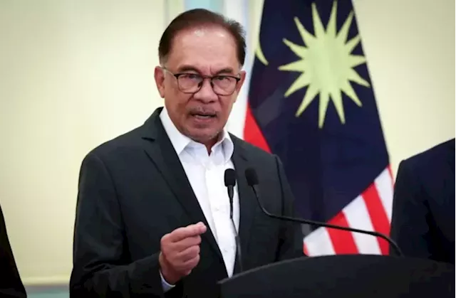 PM Anwar calls for business-friendly policies in agriculture sector