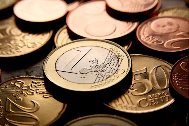 The market remains bearish on the Euro