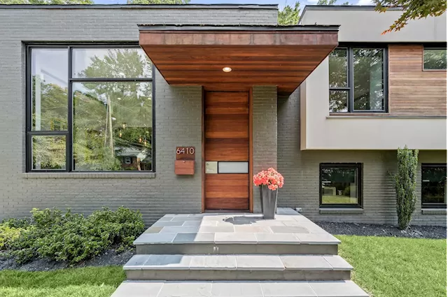 Contemporary house in Bethesda, Md., is on the market for $2.5 million