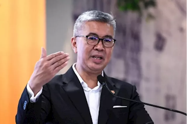 Strong investment pipeline expected in Malaysia for 2024, says Tengku Zafrul