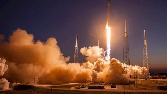 SpaceX Tender Offer Said to Value Company at Record $210 Billion