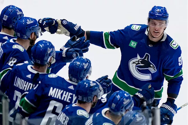 Defenceman Nikita Zadorov to test free agent market, Canucks GM says