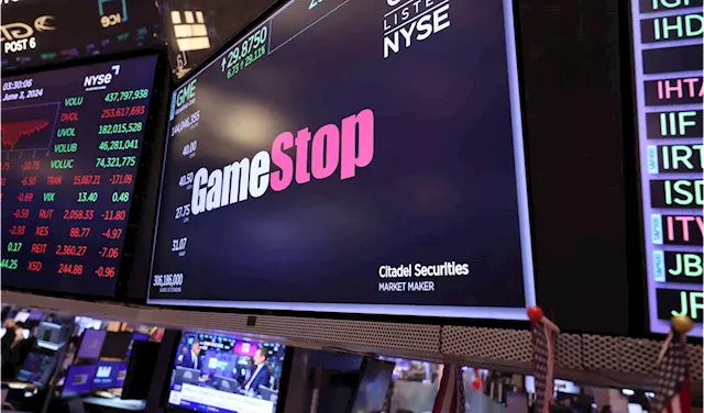 GameStop shares erase premarket gains as earnings dampen ‘Roaring Kitty' anticipation