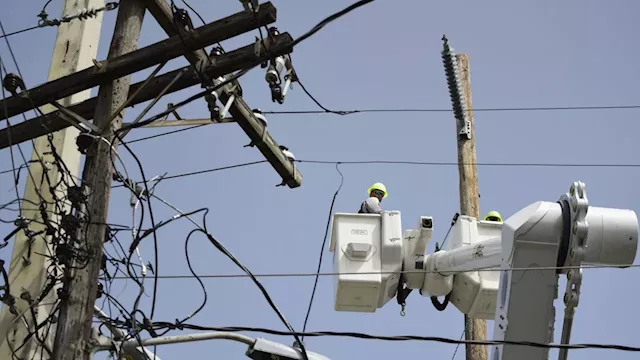 Federal judge orders mediation to break impasse over Puerto Rico power company debt