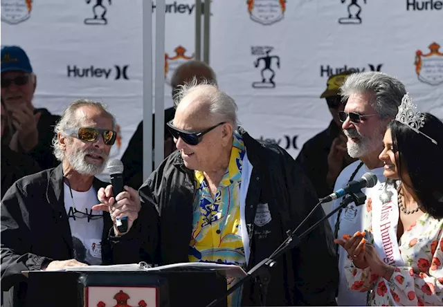 Walter Hoffman, surf industry pioneer and big-wave surfer, dies at 92