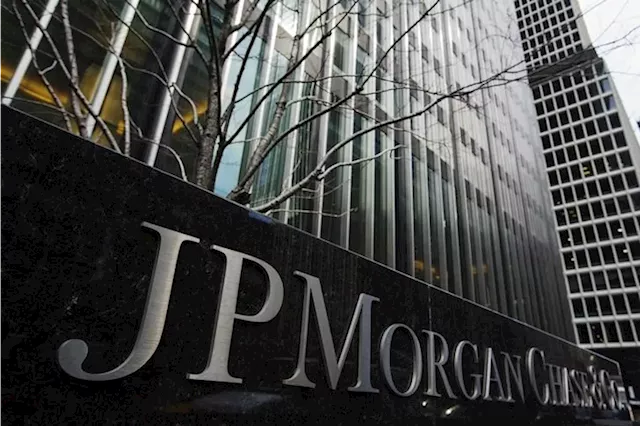 JPMorgan posts strong Q2 earnings, tops expectations; shares dip