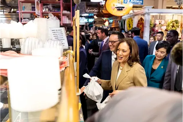 Kamala Harris visited Reading Terminal Market during her Philly visit. Here’s what she ordered.