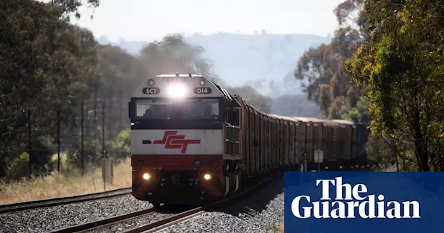 Freight operators will buy new diesel trains if governments don’t back green alternatives, industry says