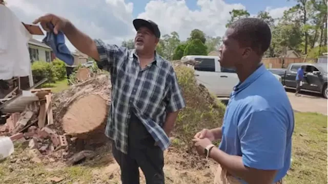 Houston man dealing with roof damage from Hurricane Beryl dropped from insurance company