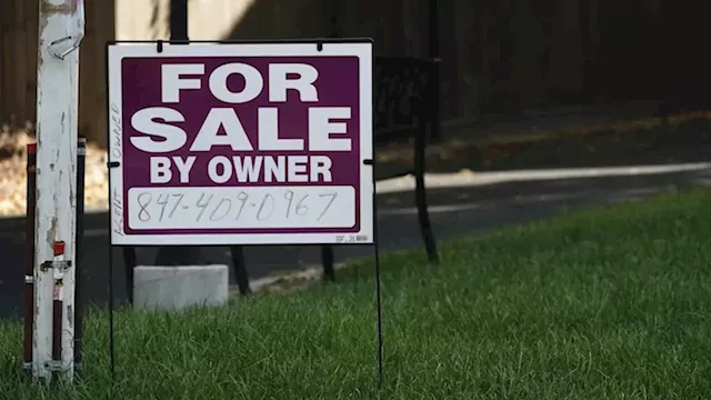 Bad housing market news: Existing home sales plunge as prices hit record