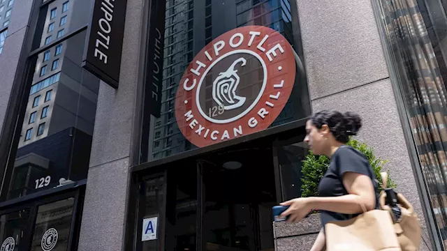 Chipotle Mexican Grill is about to report earnings. Here's what to expect