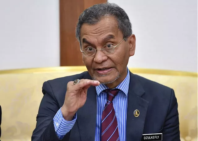 Companies that cut product sugar content to gain 'Healthy Choice' recognition, says Dzulkefly