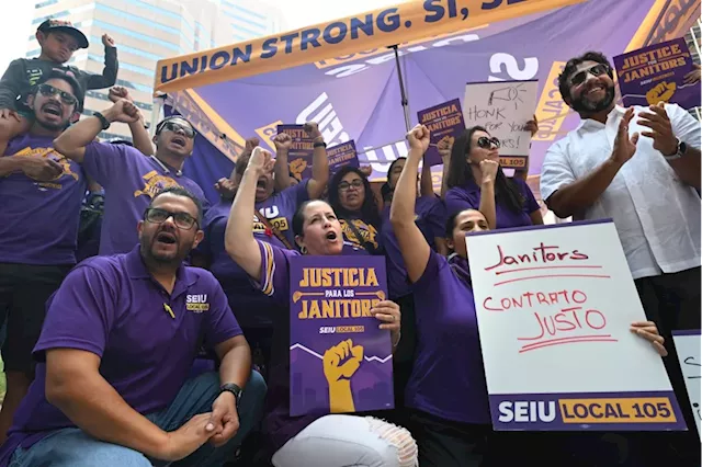 Denver janitors, cleaning companies come to contract agreement, avert strike