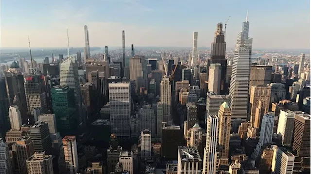 New York City’s Real Estate Market Heats Up as Inventory Grows and Sellers Slash Prices