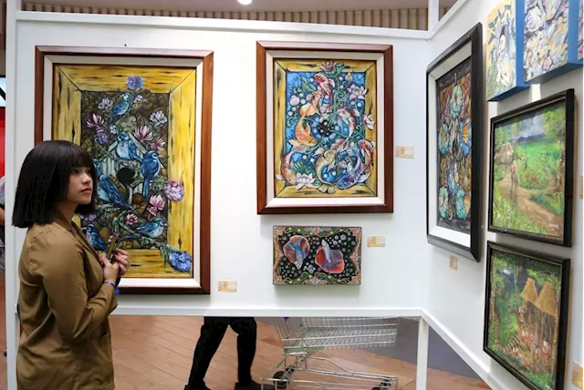 Biggest art market in Baguio City opens