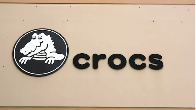 Crocs earnings beat estimates, stock falls on Q3 guidance