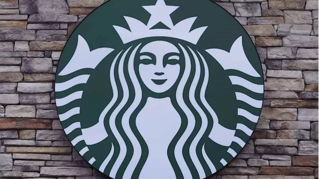 Starbucks replaces its CEO, names Chipotle chief to head the company