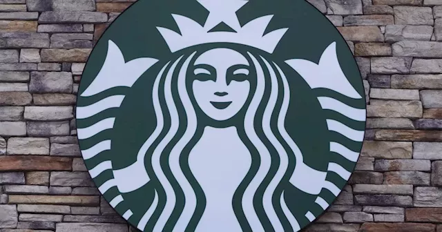 Starbucks replaces its CEO, names Chipotle chief to head the company