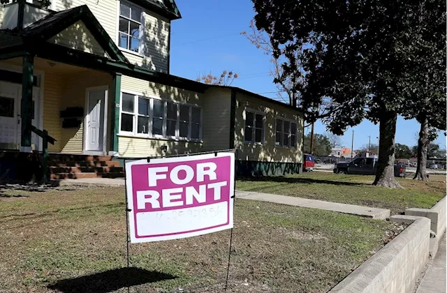 Nearly half of San Antonio landlords offering concessions as housing market slows