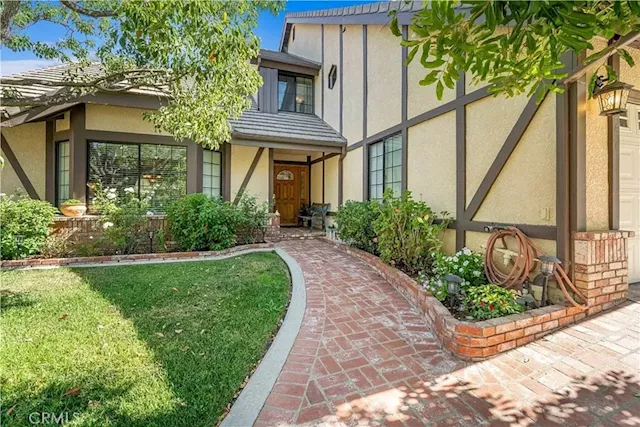 Iconic ‘Poltergeist’ house on market for first time since construction