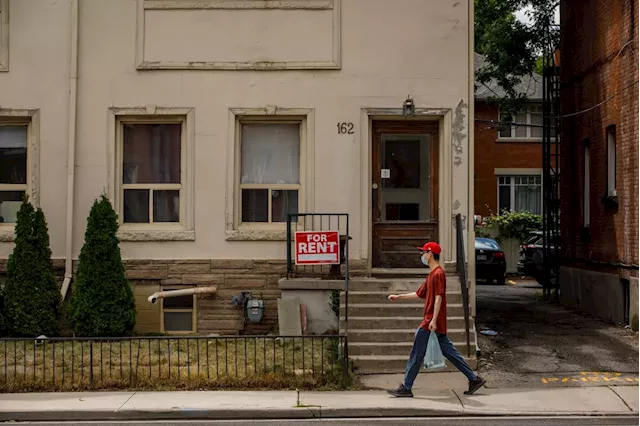 Rent is falling in Toronto? The housing market shows its supply side