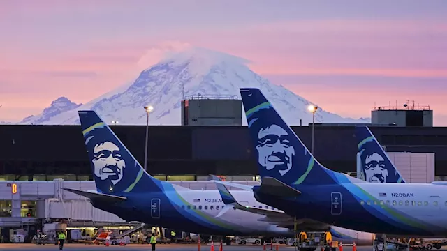 Alaska Air clears hurdle in proposed merger with Hawaiian Airlines