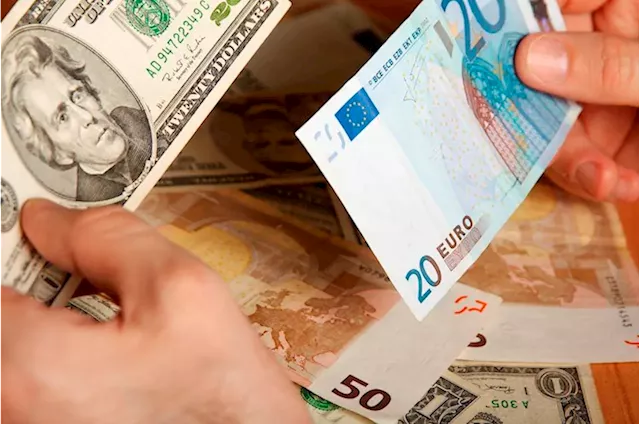 EUR/USD slides yet clings to 1.1100 as market awaits Powell’s speech