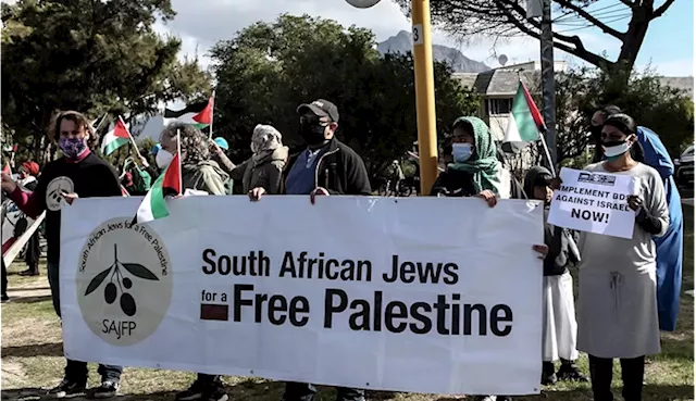 Palestine supporters in CT call for energy sanctions against Israel - SABC News - Breaking news, special reports, world, business, sport coverage of all South African current events. Africa's news leader.