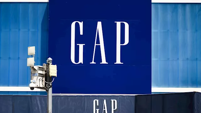 Gap beats earnings and revenue estimates, hikes profit margin outlook as results are posted early