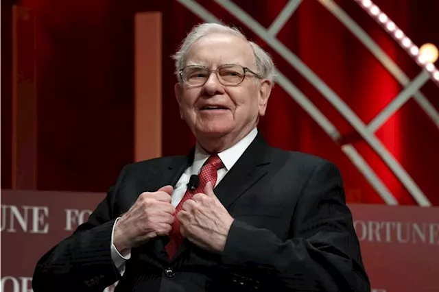 Warning: Warren Buffet is selling stocks. A lot