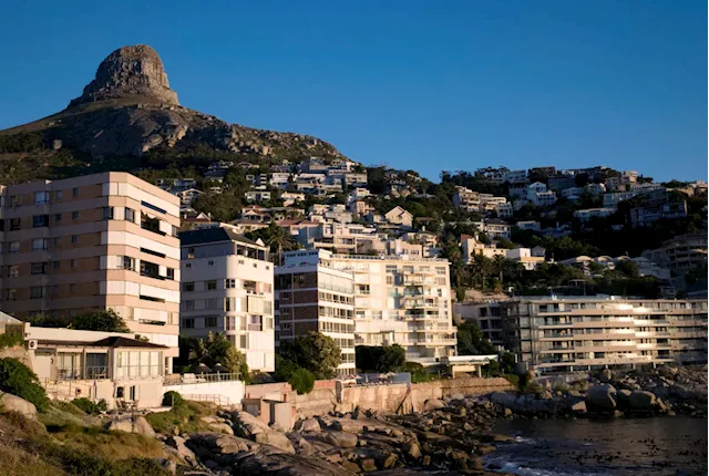 Property market in Cape Town continues to rebel against national trends