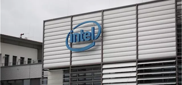 Splitting Intel’s Fabs From Its Design Business Now Doesn’t Make Sense