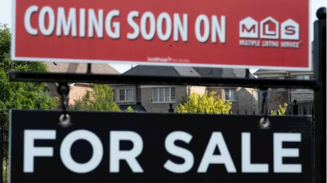 National housing market in 'holding pattern' as buyers patient for lower rates: CREA