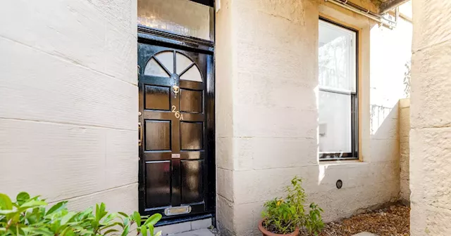 'Rare' main door two-bed apartment in Glasgow's west end hits the market for £405k