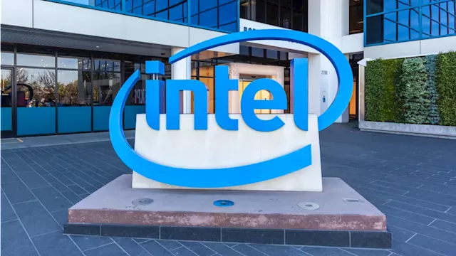 Intel And Amazon Web Services Announce Co-Investment In Custom Chip Designs