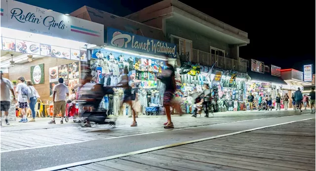 Extra Extra: The Jersey Shore boardwalk T-shirt market's rich tapestry