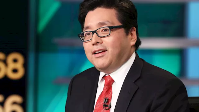 Market bull Tom Lee hesitant to jump into this post-Fed rally