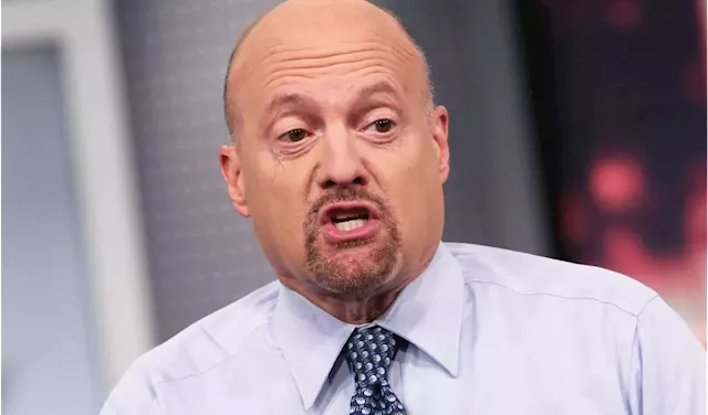 Jim Cramer reviews 10 stocks that perform well just after the start of a cutting cycle