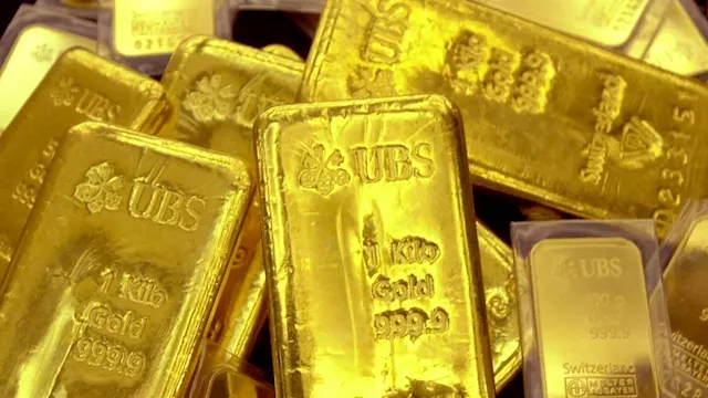 Gold Keeps Hitting New Record Highs: Why It’s Outperforming Stocks As Rate Cut Provides Latest Boost