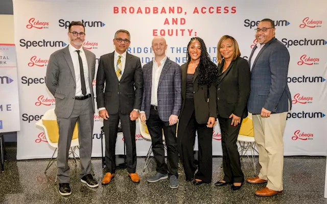 Industry experts discuss bridging the digital divide in NYC