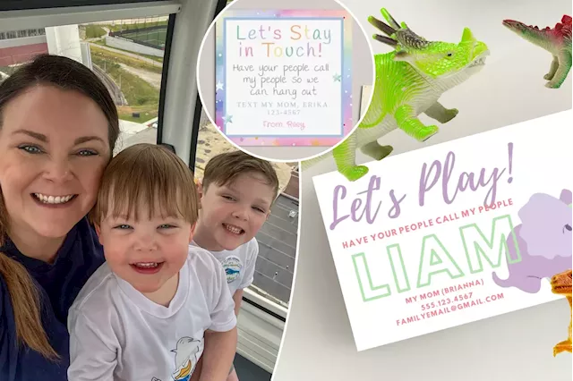  Parents are passing out 'playdate business cards' so their children can make friends: 'It is so much easier'