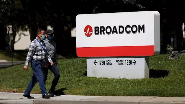 Why Broadcom stock is tumbling after an earnings beat — and how to play the dip