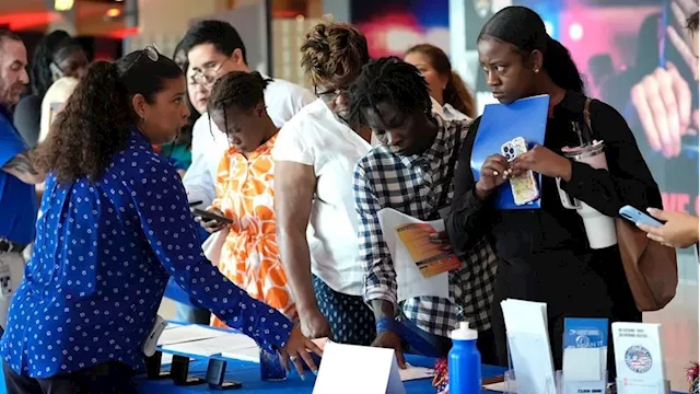 US job market shows resilience with increased hiring in August