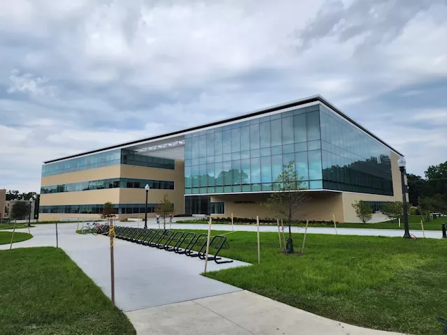 New Kent State hall an innovative hub for business education