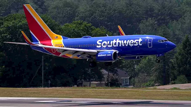 Hedge fund Elliott Investment Management steps up pressure on Southwest Airlines' management