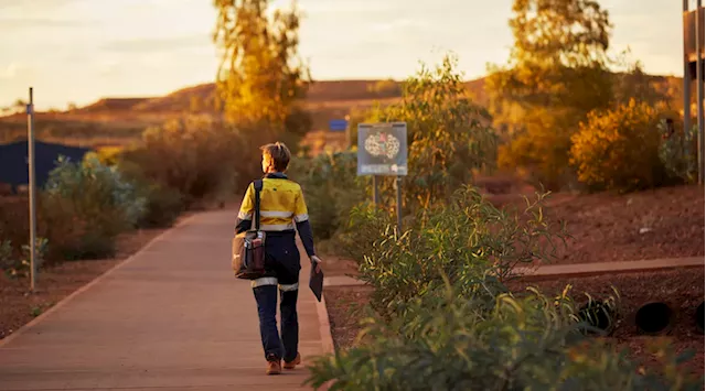 Fortescue Partners with Baowu Steel to Decarbonize Global Steel Industry